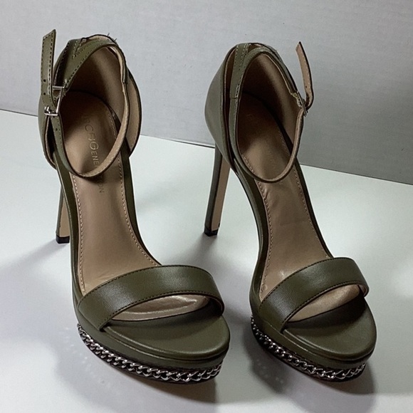 Women's Noelli Chain Detailed Platform Sandal - Picture 6 of 10